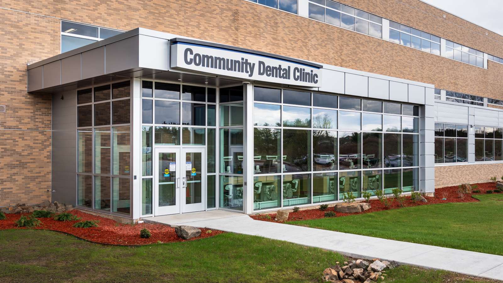 The front entrance of the Community Dental Clinic, as seen from outside.