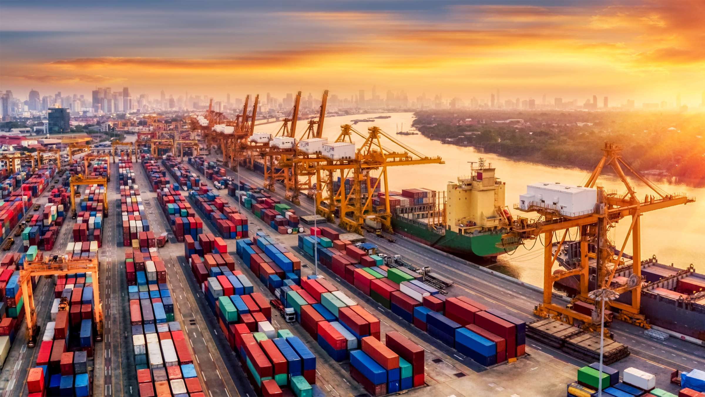 GIÁ CƯỚC TĂNG ẢNH HƯỞNG THẾ NÀO ĐẾN DOANH NGHIỆP NHẬP KHẨU? GIÁ CƯỚC TĂNG ẢNH HƯỞNG THẾ NÀO ĐẾN DOANH NGHIỆP NHẬP KHẨU?