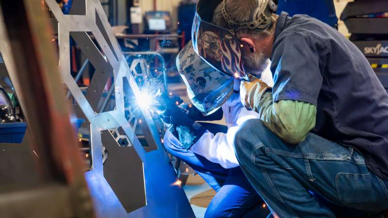 Alternative High School students create welded art