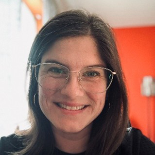 Headshot of Martha Stolp